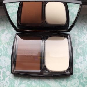 Chanel La Teint Ultra Tenue Compact- Chocolat